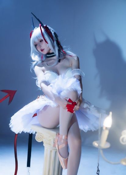 欧美品牌女装连衣_4K免费播放