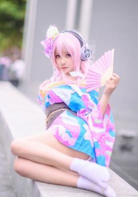 欧美嘲喷视频_720视频大全